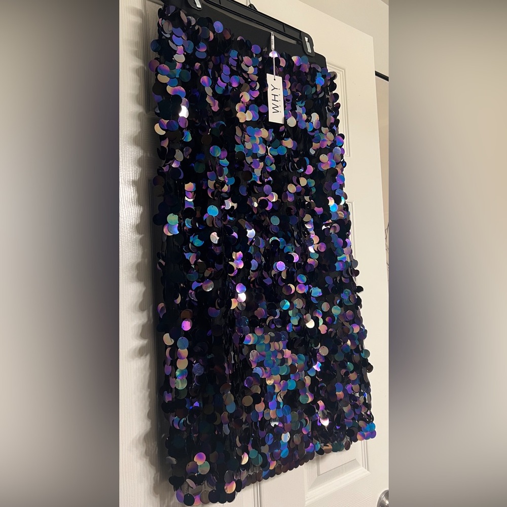 Beautiful iridescent skirt size extra-large - Picture 3 of 3